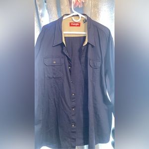 A wrangler navy blue button down shirt